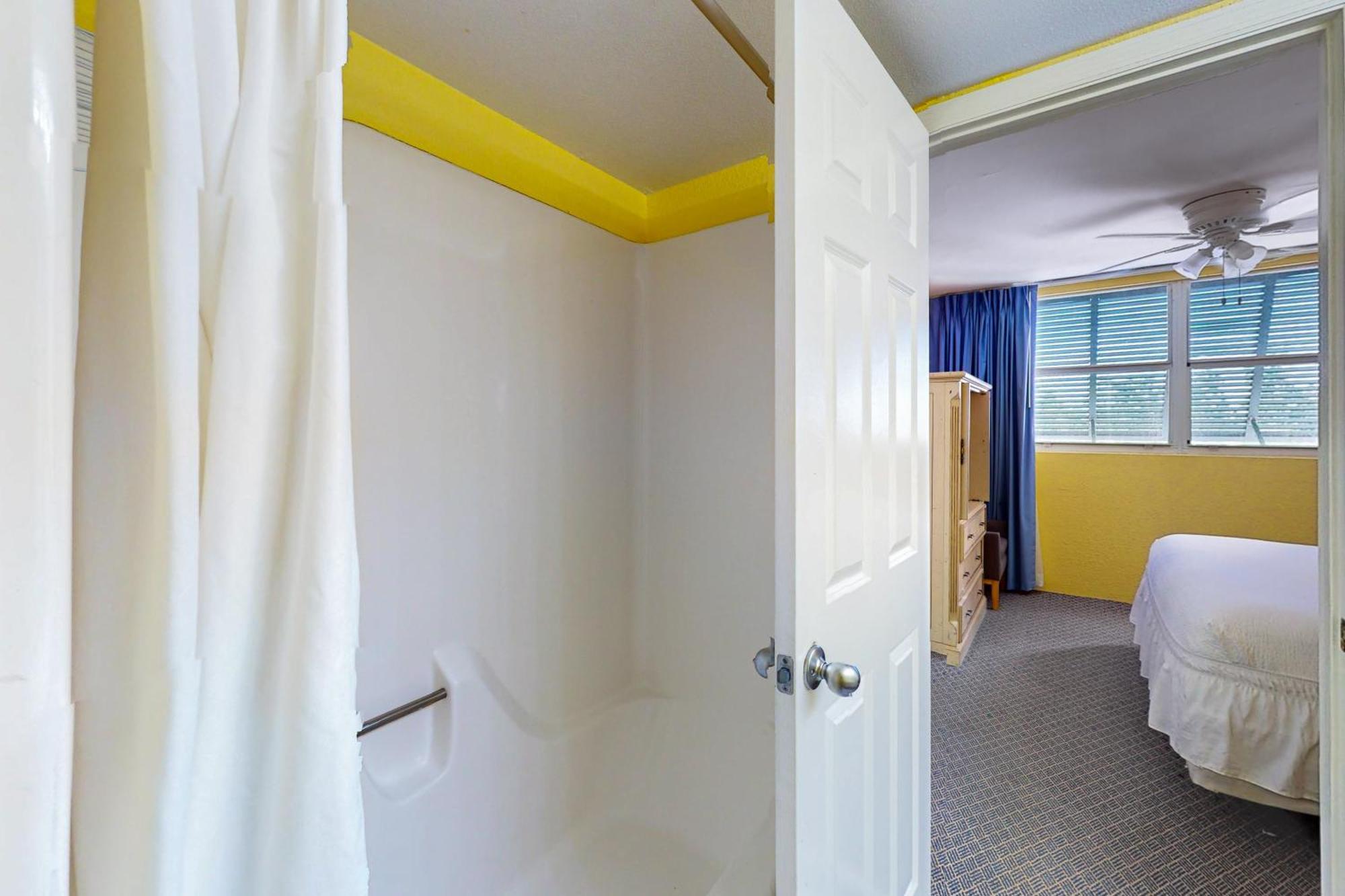 Sunrise Suites Dominican Suite #110 キーウェスト 部屋 写真