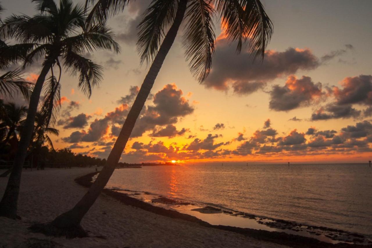 Sunrise Suites Dominican Suite #110 キーウェスト エクステリア 写真
